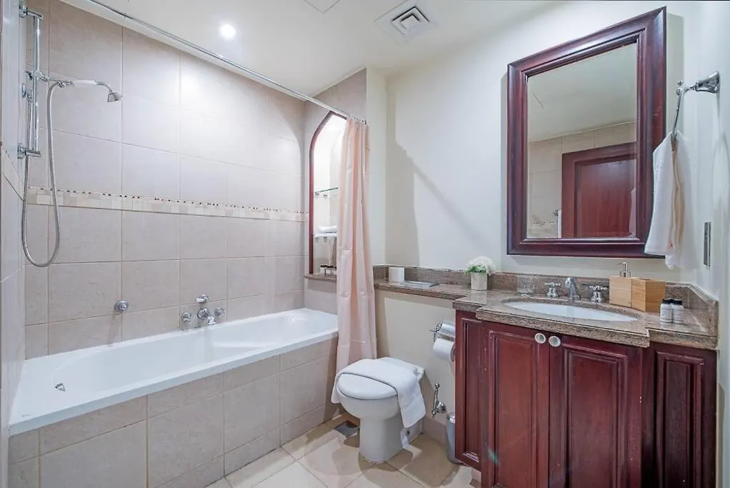 First Class 2Br Oldtown Complex In Downtown Dubai