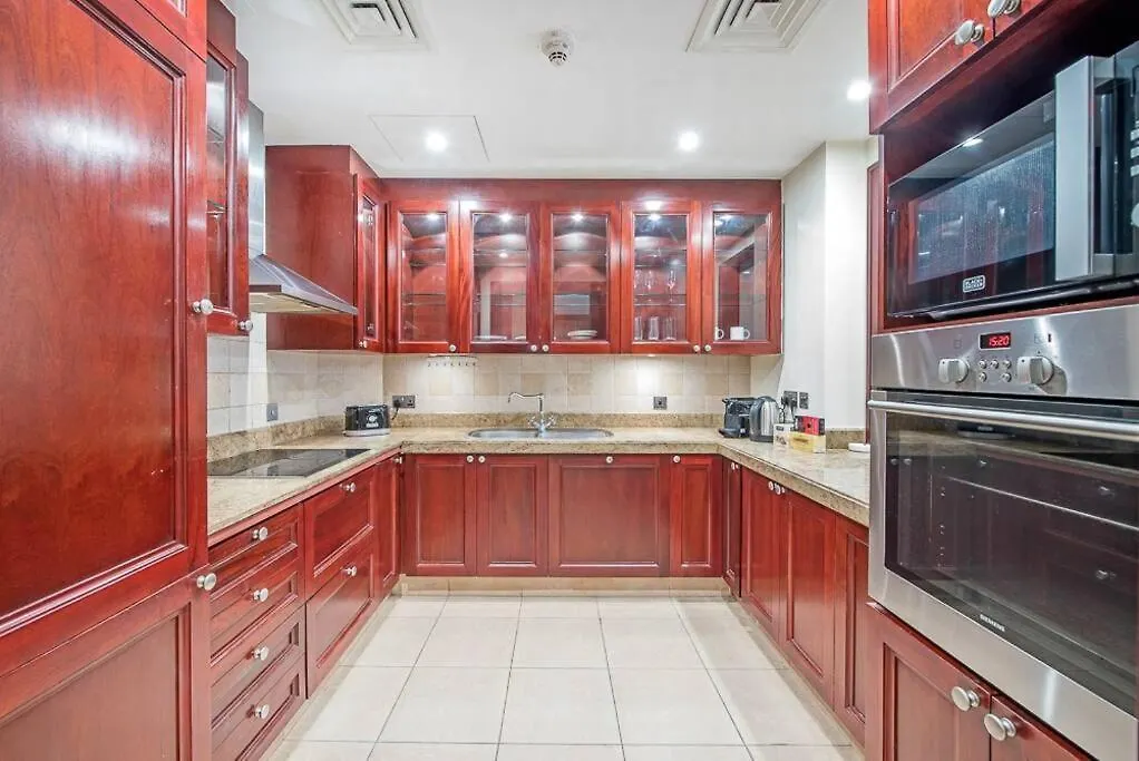 First Class Walk To Dubai Mall From This Chic 2Br With Balcony Views Apartment